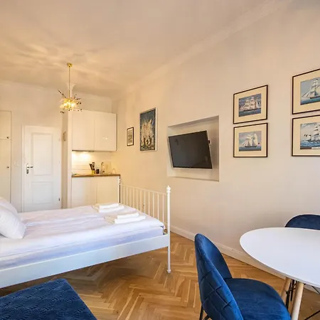 Plac Matejki By Noah كراكوفيا