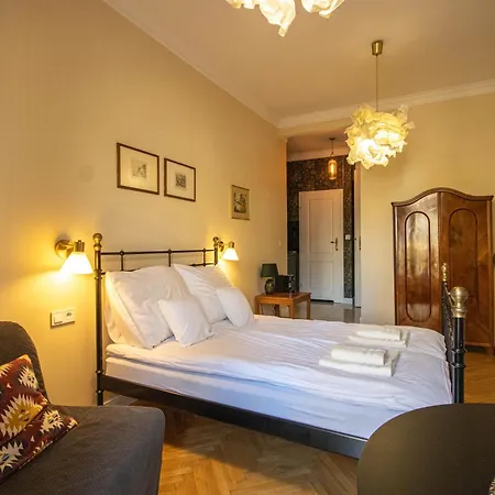 Plac Matejki By Noah Apartment